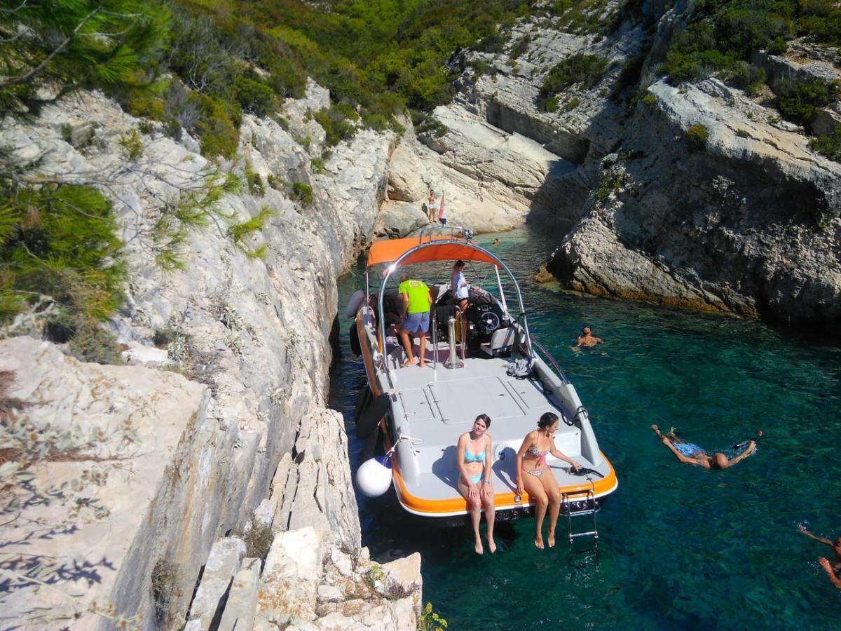 Camping Aloa Bol Exterior foto